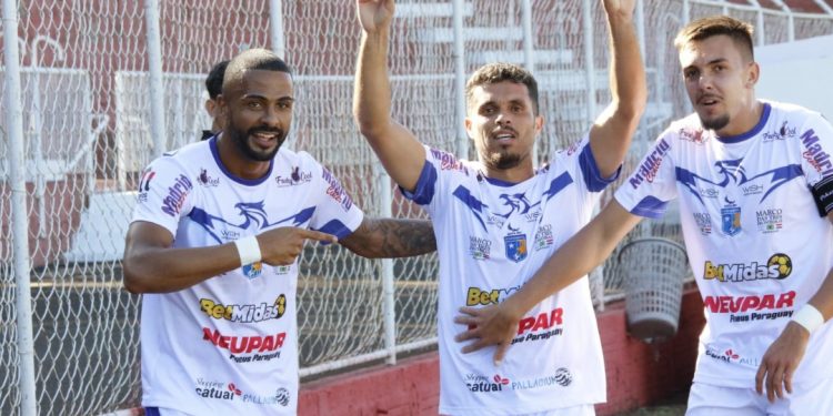 Foz Futebol Clube vence o Verê e chega ao G4 do Paranaense