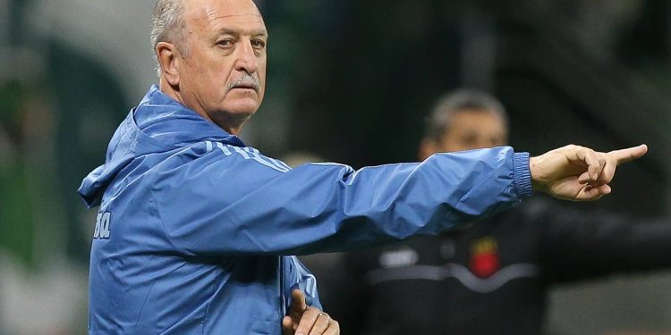Athletico Paranaense anuncia Luiz Felipe Scolari como técnico