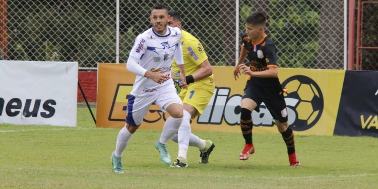 Ingressos para Foz do Iguaçu FC e Prudentópolis já estão à venda