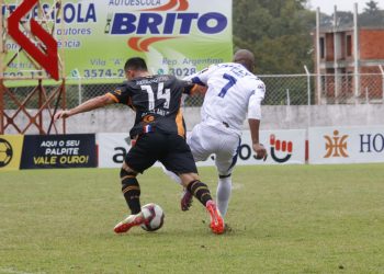 Empate em casa complica Foz do Iguaçu no Campeonato Paranaense