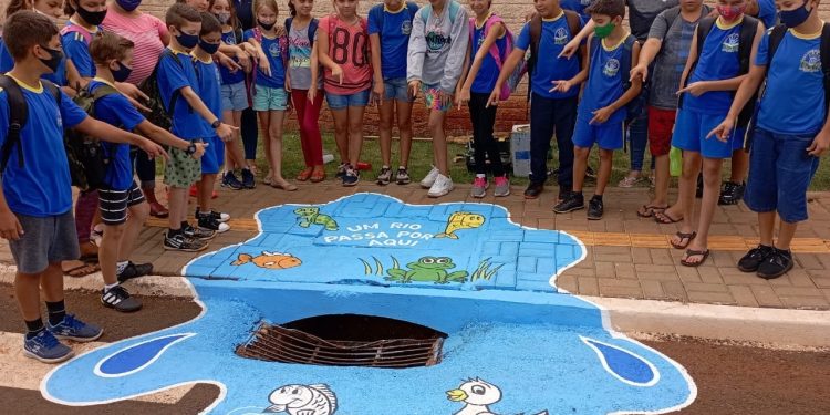 Campanha educativa “Um rio passa aqui” mobilizou mais de 18 mil pessoas