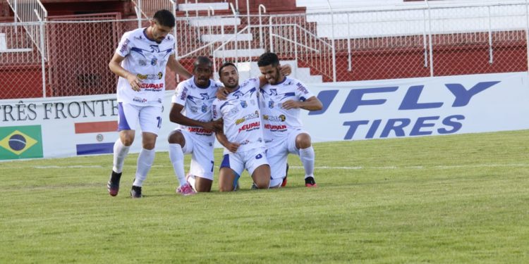 Foz do Iguaçu FC vence Prudentópolis em casa e está na semifinal da Divisão de Acesso