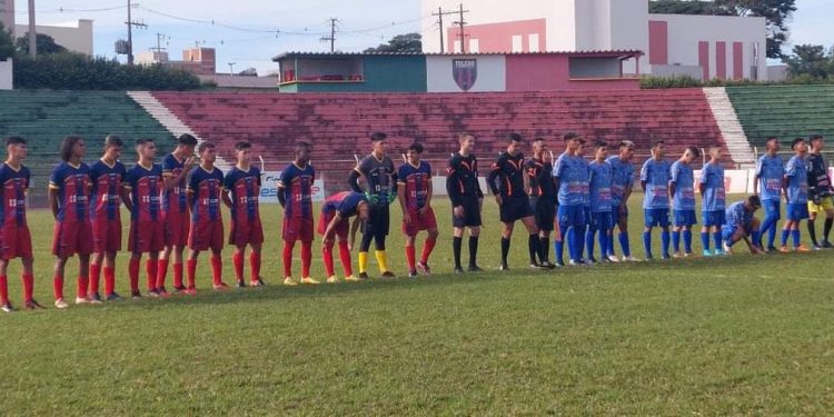 Foz do Iguaçu FC é goleado novamente no Paranaense Sub-17
