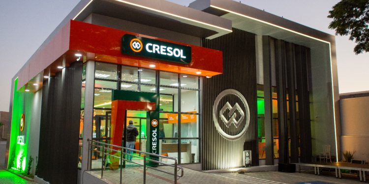 Cresol Conexão inaugura sua primeira agência em Umuarama
