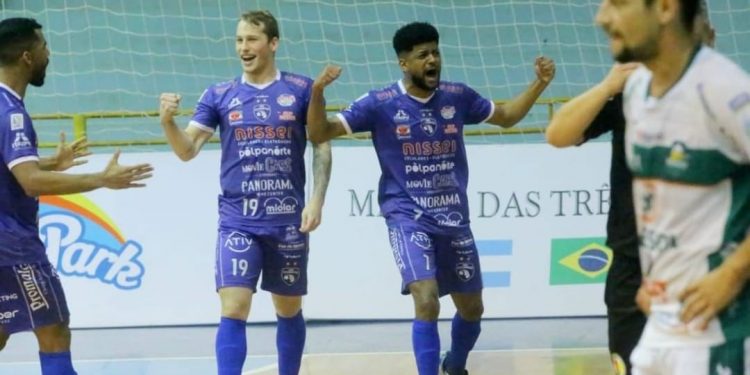 Foz Cataratas bate o Marreco e retoma a vice liderança na Ouro