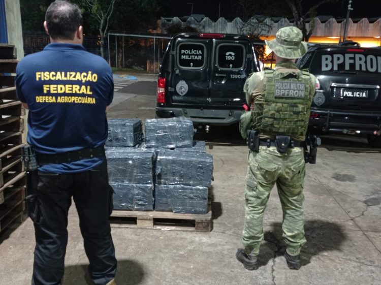 Bebidas estrangeiras são apreendidas em Foz do Iguaçu