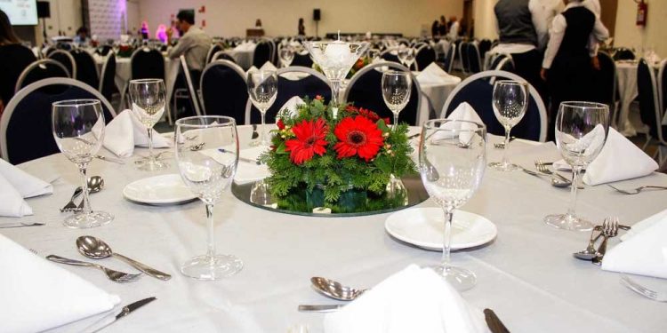 Jantar e Baile do Empresário destinará arrecadação a projeto sociais de Foz