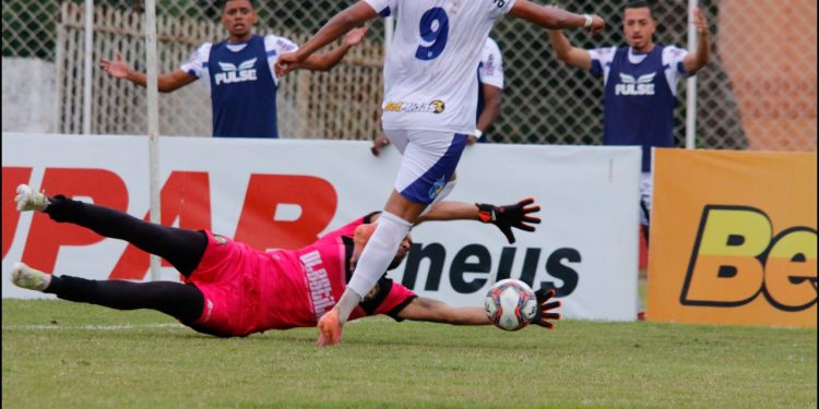 Foz do Iguaçu FC viaja a Campo Largo e busca virada histórica