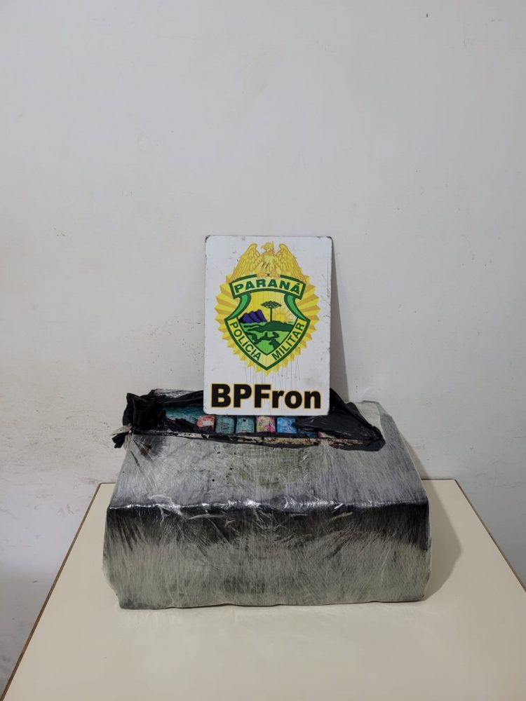 Menor é apreendida transportando 22, 7kg de maconha