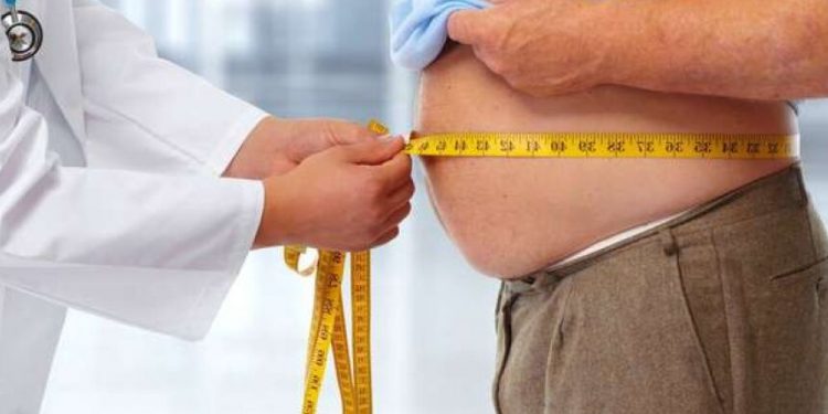 Aproximadamente 200 pessoas esperam na fila por cirurgias bariátricas