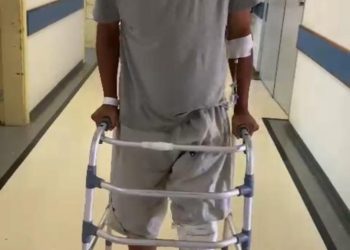 Jogador do Azulão recebe alta e retorna a Foz após cirurgia