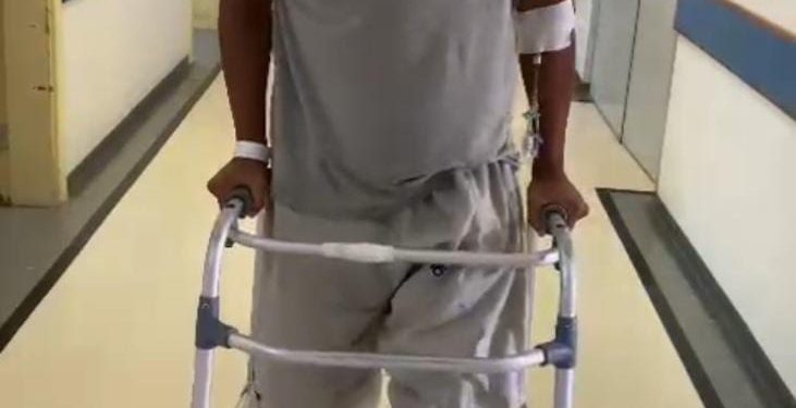 Jogador do Azulão recebe alta e retorna a Foz após cirurgia