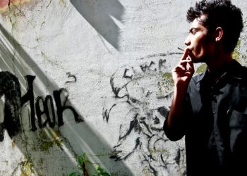 SUS oferece tratamento gratuito para quem quiser parar de fumar