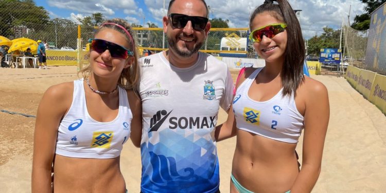 Atletas iguaçuenses participam do Circuito Brasileiro de Vôlei de Praia