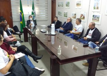 Servidores do SISMUFI fazem contraproposta sobre reposição salarial ao prefeito