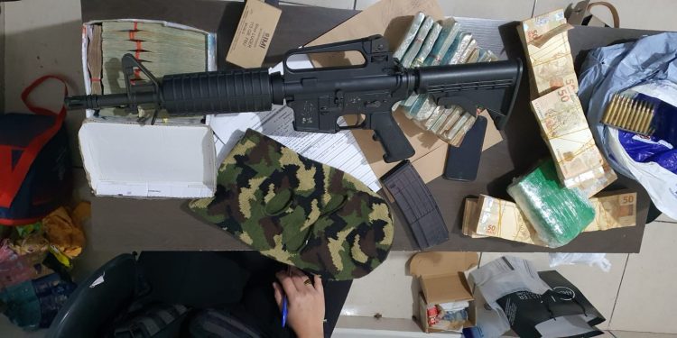 PF cumpre mais de 60 mandados de prisão em operação contra o contrabando de cigarros