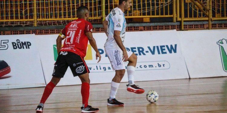 Foz Cataratas é goleado pelo Campo Mourão na Liga Nacional de Futsal