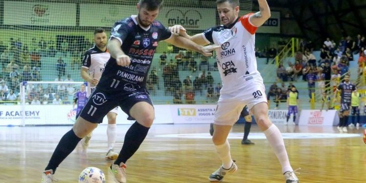 Em casa, Foz Cataratas é goleado por Joinville na Liga Nacional de Futsal