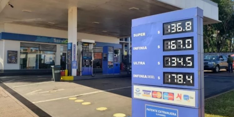 Preço do combustível volta a subir nos postos de Puerto Iguazú