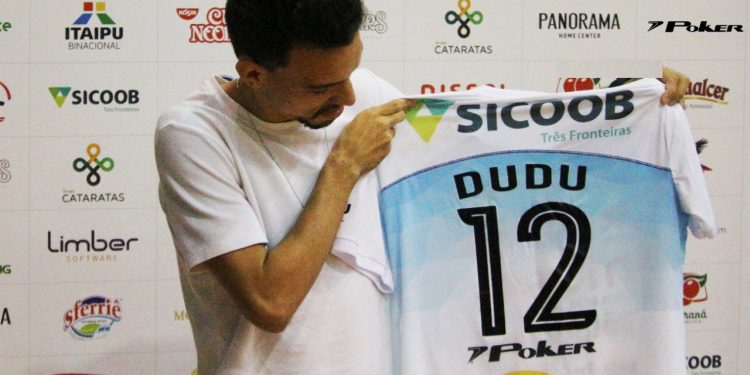 Foz Cataratas anuncia a contratação de Dudu Farias