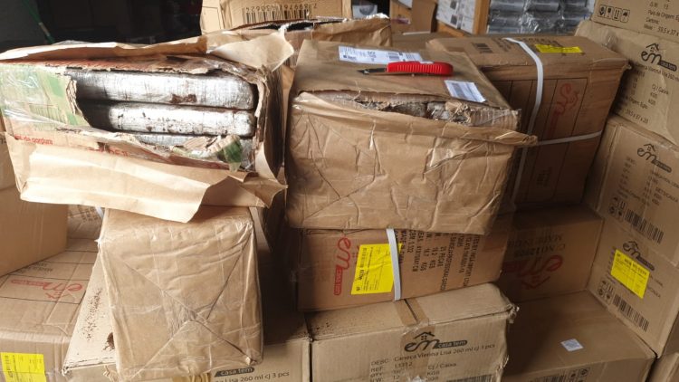 Receita Federal apreende 51 kg de maconha em depósito de empresa de e-commerce