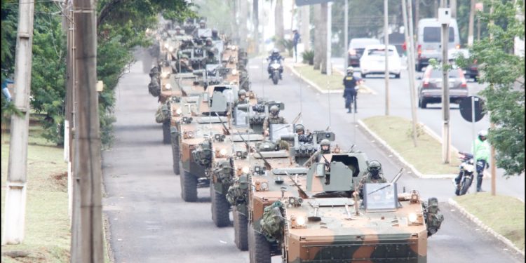Exército realiza Exercício de Encerramento da Fase de Preparação do 3º Ciclo da Força de Prontidão (FORPRON)