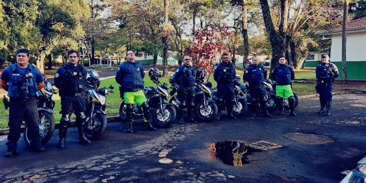 Guarda Municipal realiza escolta dos blindados do exército