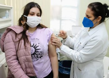 Dia D dá início a vacinação geral contra a gripe em Foz do Iguaçu