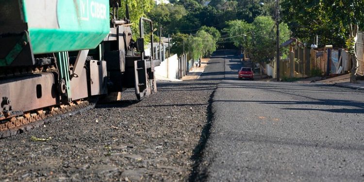 Obras de pavimentação no Campos do Iguaçu entram em reta final