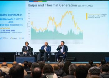 Usinas hidrelétricas dão suporte à expansão de outras fontes renováveis, defende diretor técnico brasileiro de Itaipu