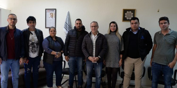 Setor da construção civil cobra agilidade nas licenças do setor