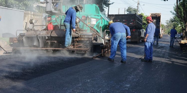 Obras de pavimentação avançam no Jardim Novo Horizonte
