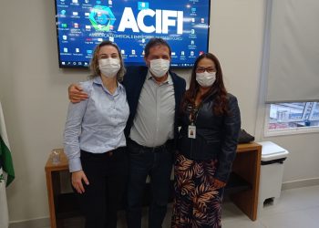 Jaqueline Tontini assume interinamente direção da Fundação Municipal de Saúde