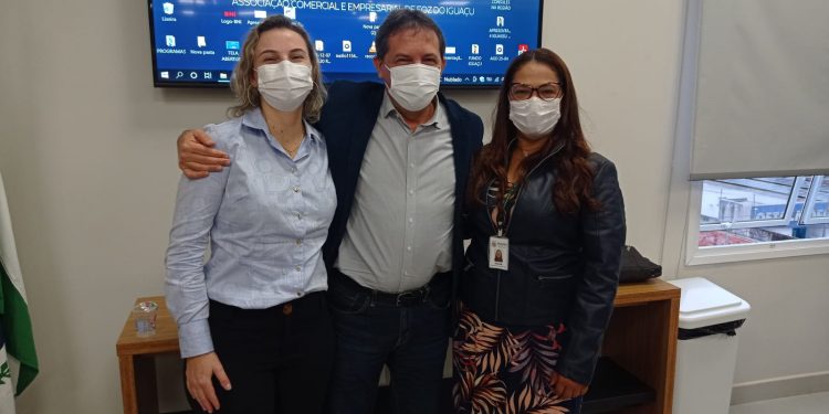 Jaqueline Tontini assume interinamente direção da Fundação Municipal de Saúde