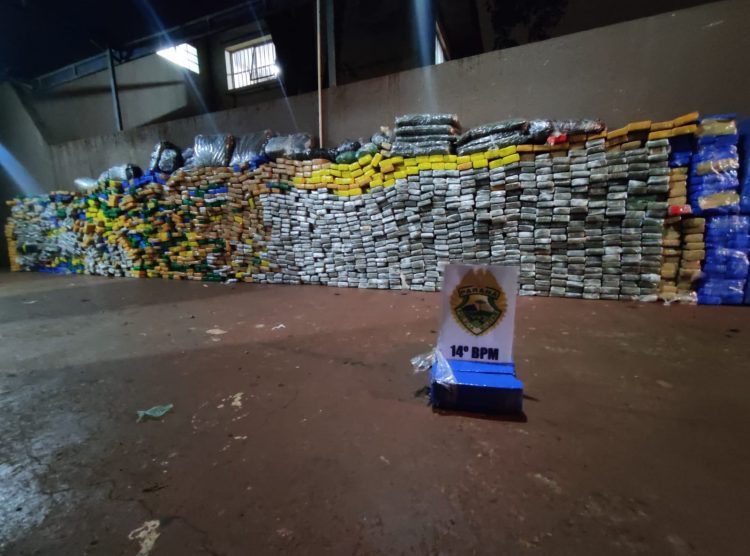 Polícia Militar apreende mais de 1 tonelada de maconha no Bairro Três Lagoas