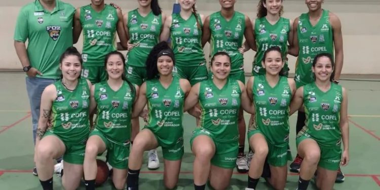 Basquetebol de Foz conquista duas vitórias no Paranaense feminino
