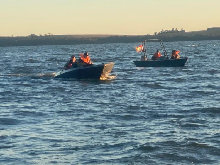 BPFRON e Marinha Paraguaia realizaram patrulhamento náutico no Lago de Itaipu