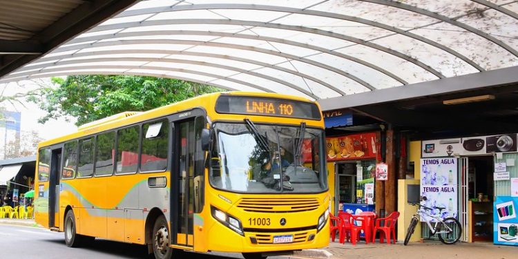 Passagem do transporte coletivo vai custar R$ 4,50 para pagamento no cartão