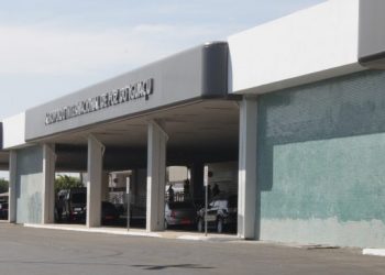 Passageiros com voos marcados entre às 18h e 20h cheguem com três horas de antecedência