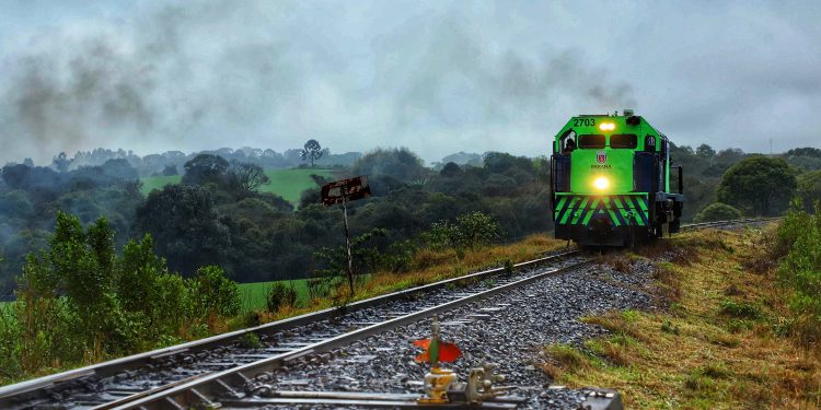 Prazo de envio de contribuições para o edital da Nova Ferroeste vai até 15 de julho