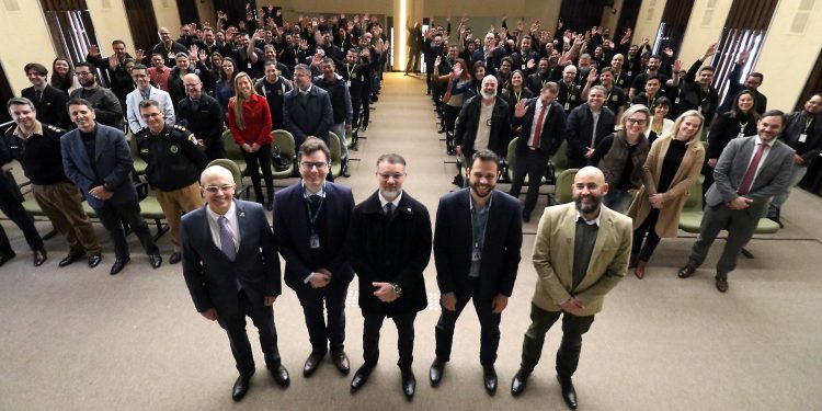 Governo inicia curso dos novos peritos da Polícia Científica