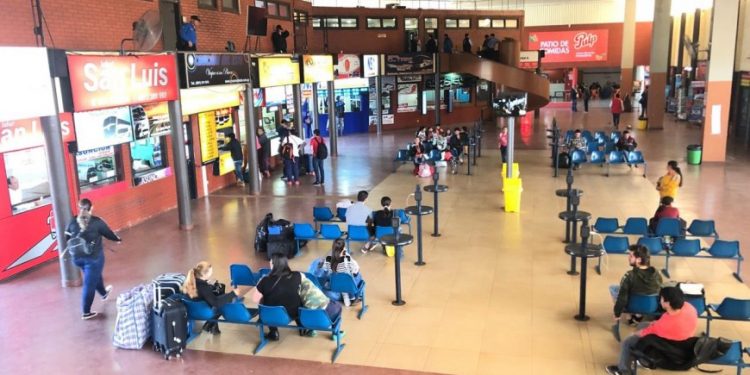 Viajar de ônibus pelo Paraguai está mais caro