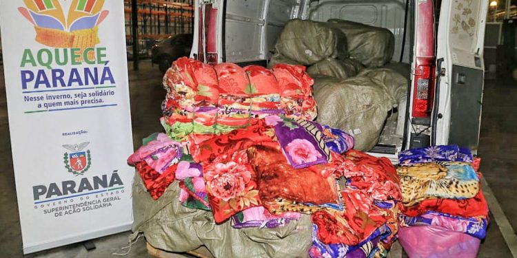 Campanha Aquece Paraná chega ao fim com mais de 40 mil peças de roupa arrecadadas