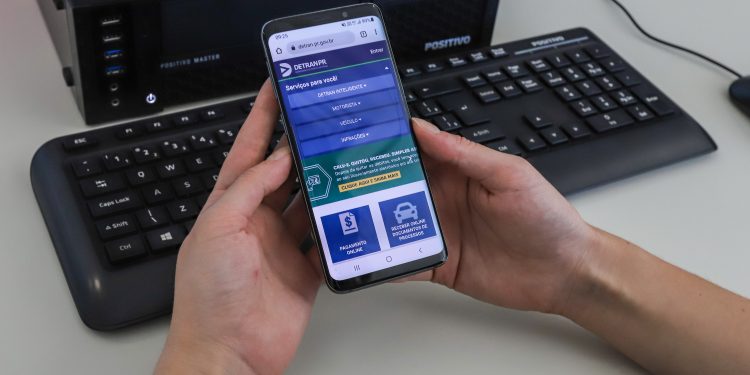 Descomplica Detran aumenta em quase 500% os atendimentos online