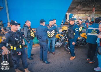 Mototaxistas e taxistas paraguaios reclamam de colegas brasileiros que atuam em CDE
