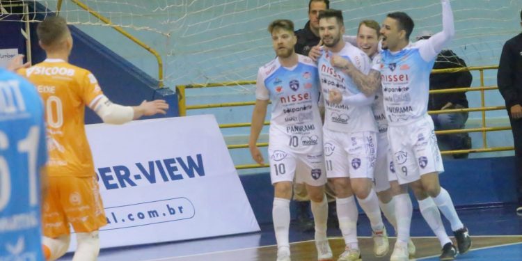 Foz Cataratas bate o Taubaté e volta a vencer na Liga Nacional