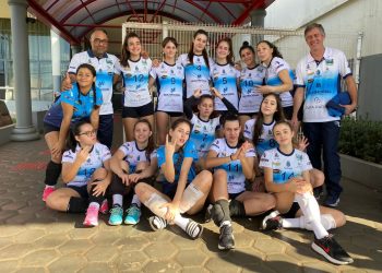 Vôlei Feminino de Foz fica com o vice-campeonato do Paranaense Sub-15
