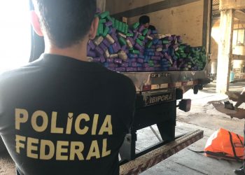 Polícia Federal incinera 3 toneladas de drogas em Foz