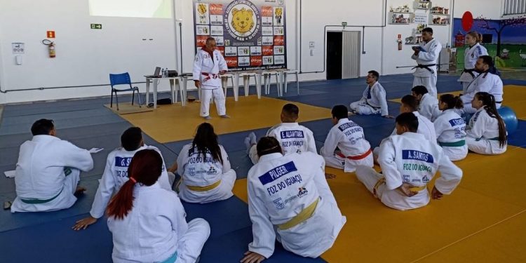 Instituto JudoFoz promove Programa de Formação Profissional para professores e monitores