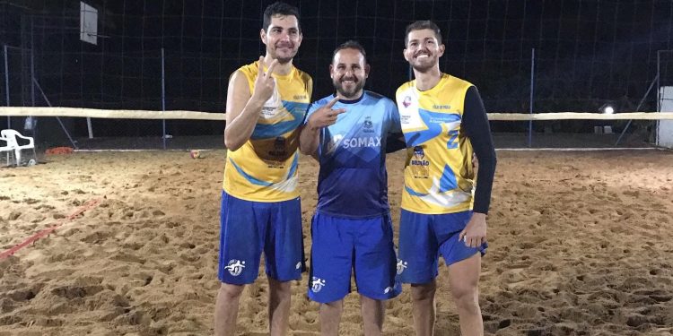 Volêi de Praia iguaçuense fica com o vice-campeonato do Circuito Regional de Três Barras do Paraná